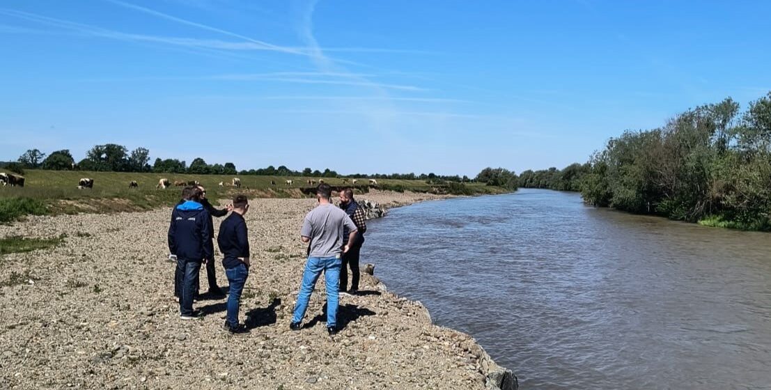 LUCRĂRILE DE PUNERE ÎN FUNCȚIUNE a digului râului Lăpuș, în zona Bozânta Mică, au fost recepționate