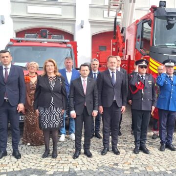ISU MARAMUREȘ: Ceremonial de depunere a jurământului militar de către personalul nou încadrat