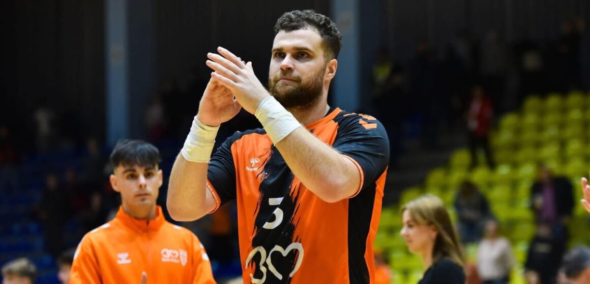 HANDBAL: Robert Nagy și-a prelungit contractul cu Minaur HANDBAL: Robert Nagy și-a prelungit contractul cu Minaur