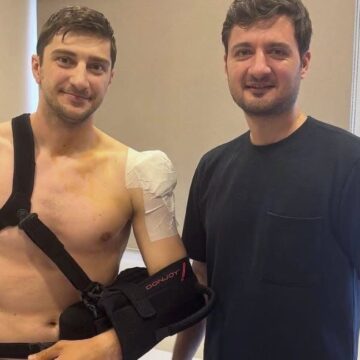 HANDBAL: Portarul Anton Terekhov, de la Minaur, a trecut cu bine de intervenția medicală avută la umăr HANDBAL: Portarul Anton Terekhov, de la Minaur, a trecut cu bine de intervenția medicală avută la umăr