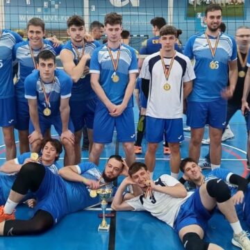 VOLEI: Doi jucători de la Știința Explorări, campioni naționali universitari VOLEI: Doi jucători de la Știința Explorări, campioni naționali universitari