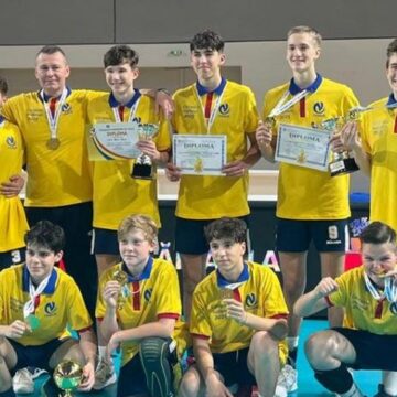 PERFORMANȚĂ: Echipa de volei a Clubului Sportiv Școlar Nr. 2 Baia Mare a cucerit titlul de campioană națională PERFORMANȚĂ: Echipa de volei a Clubului Sportiv Școlar Nr. 2 Baia Mare a cucerit titlul de campioană națională