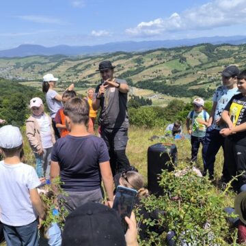PE CĂRĂRILE COPILĂRIEI – O drumeție palpitantă alături de jandarmi