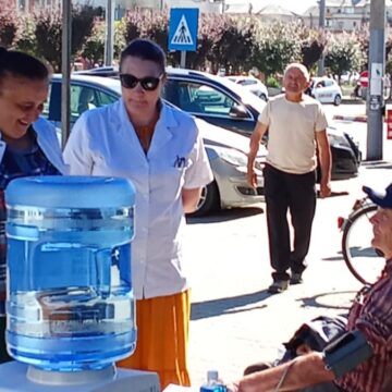 SIGHETU MARMAȚIEI: Primăria municipiului a amenajat puncte de ajutor pentru cei afectați de caniculă SIGHETU MARMAȚIEI: Primăria municipiului a amenajat puncte de ajutor pentru cei afectați de caniculă