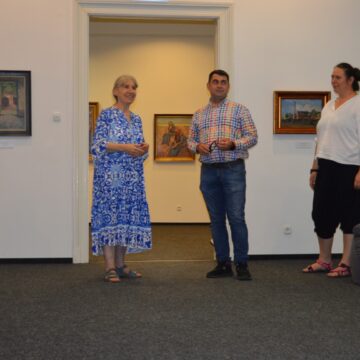 MUZEUL JUDEȚEAN DE ARTĂ: Întâlnire de lucru la Szolnok – colaborare pentru celebrarea a 130 de ani de la înființarea Școlii de Pictură de la Baia Mare