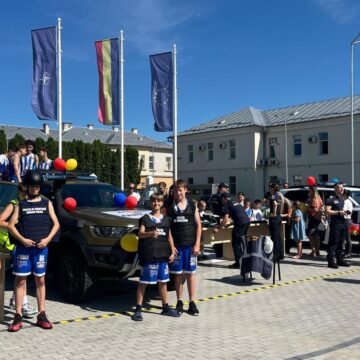 POLIȚIA DE FRONTIERĂ SIGHETU MARMAȚIEI: Peste 500 de vizitatori de Ziua Poliției de Frontieră