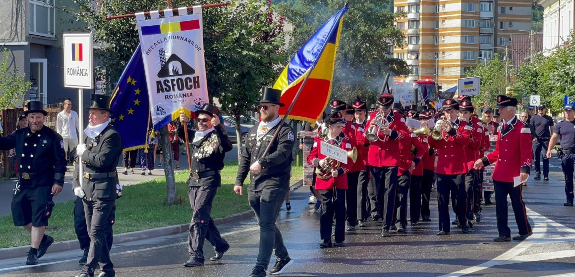 PARADA COȘARILOR: Prima paradă exclusivă a coșarilor din România, organizat la Sighet PARADA COȘARILOR: Prima paradă exclusivă a coșarilor din România, organizat la Sighet