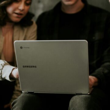 SOLUȚII: Te joci, dar nu ești gamer – ce laptop Asus alegi dacă vrei și jocuri, și muncă?
