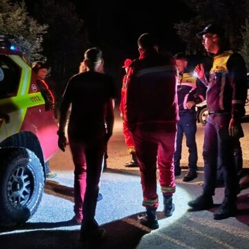 SALVAMONT: Aventură nocturnă cu peripeții în Munții Rodnei SALVAMONT: Aventură nocturnă cu peripeții în Munții Rodnei