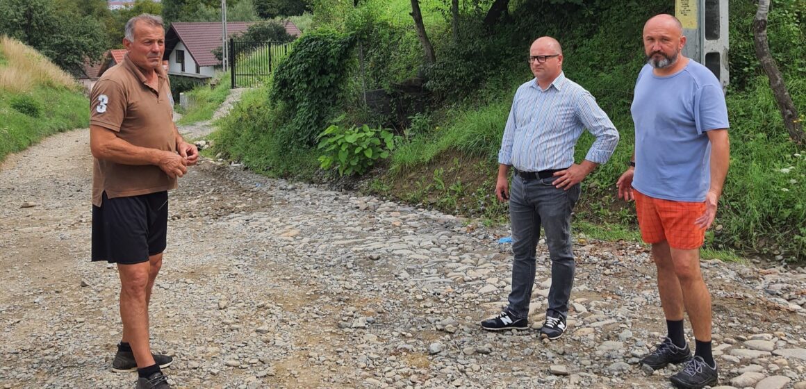 SIGHETU MARMAȚIEI: Lucrări pentru pentru înlăturarea problemelor cauzate de apele torențiale în cartierul Câmpu Negru
