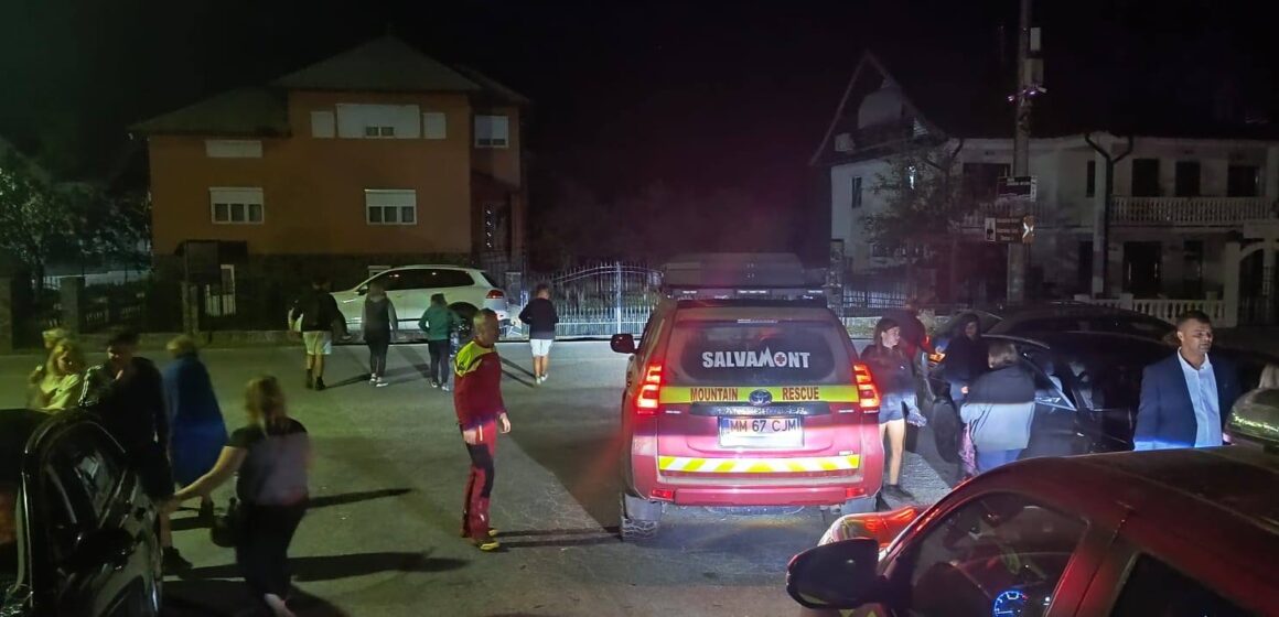 SALVAMONT MARAMUREȘ: Intervenție în Tăurile Buhăescu, Munții Rodnei pentru salvarea a 11 persoane rătăcite