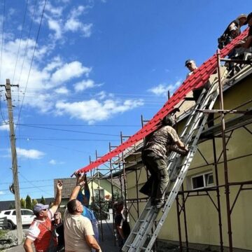 DĂMĂCUȘENI: Solidaritate comunitară exemplară