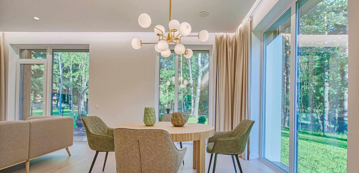 CUM SĂ TRANSFORMI o lustră de living de pe vremea bunicilor într-o piesă de design modern