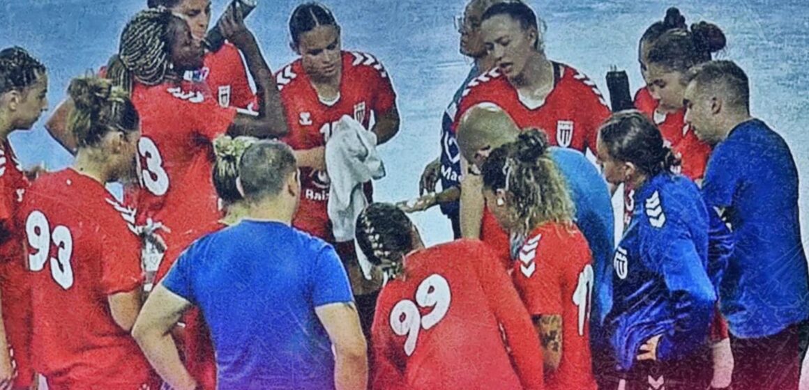 HANDBAL: Minaur va juca finala mică a turneului de la Bistrița HANDBAL: Minaur va juca finala mică a turneului de la Bistrița