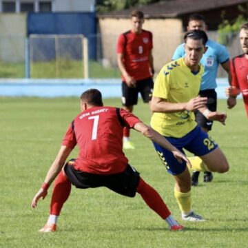 FOTBAL: CSM Sighet s-a calificat în turul 3 al Cupei României după o victorie în prelungiri cu CS Minaur Baia Mare FOTBAL: CSM Sighet s-a calificat în turul 3 al Cupei României după o victorie în prelungiri cu CS Minaur Baia Mare