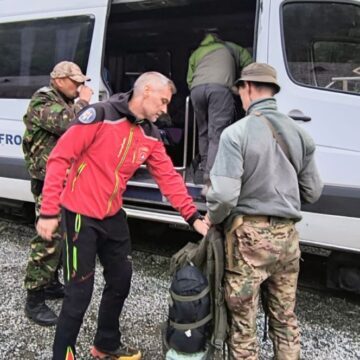 SALVAMONT: Intervenție pentru salvarea a trei ucraineni din Munții Maramureșului