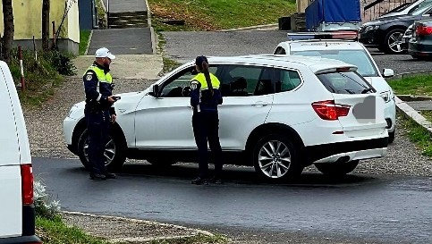 BAIA SPRIE: 95 de persoane legitimate, 40 de autovehicule verificate și amenzi de peste 45.000 de lei BAIA SPRIE: 95 de persoane legitimate, 40 de autovehicule verificate și amenzi de peste 45.000 de lei
