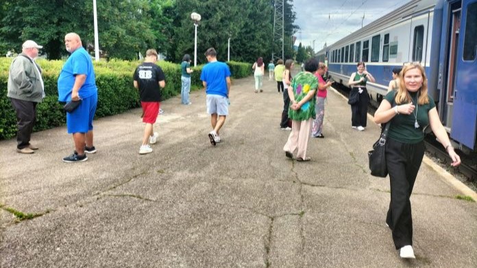 CFR SA anulează trenurile 1530 și 1531 în relația Baia Mare – Timișoara Nord și retur CFR SA anulează trenurile 1530 și 1531 în relația Baia Mare – Timișoara Nord și retur