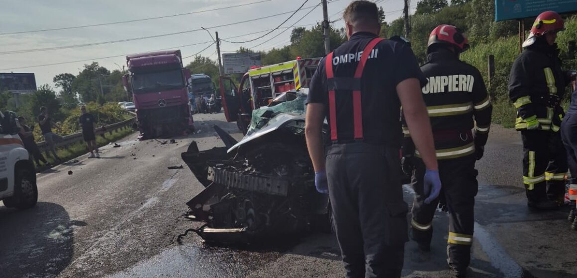DRAMĂ PE ȘOSEA: Accident cu doi morți la intrarea în Tăuții Măgherăuș