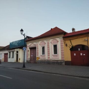 ADUNAREA DE SEMNĂTURI continuă și pe online – Împreună salvăm și protejăm clădirile cu valoare culturală din Baia Mare ADUNAREA DE SEMNĂTURI continuă și pe online – Împreună salvăm și protejăm clădirile cu valoare culturală din Baia Mare