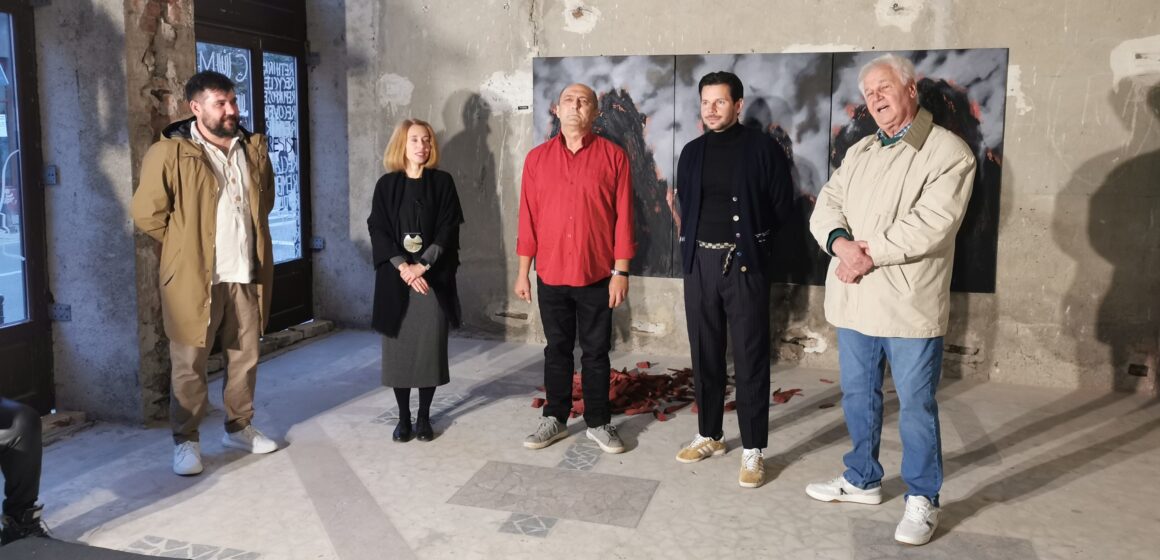 VIDEO: Vernisajul expoziției ”Ritual” sub semnătura artiștilor Codrea Cristian, Prykop Adrian și Sârb Mihail