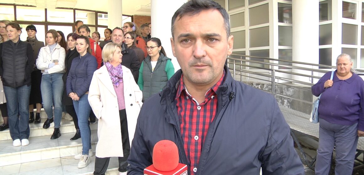 VIDEO: Grevă spontană la DGASPC Maramureș pentru neplata drepturilor salariale VIDEO: Grevă spontană la DGASPC Maramureș pentru neplata drepturilor salariale