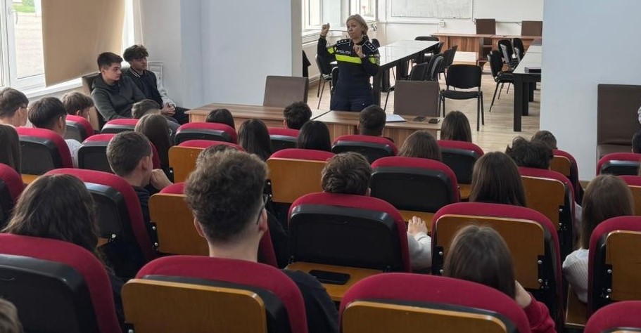 SIGHET: Ziua Internațională a Nonviolenței, marcată la Liceul Tehnologic Marmația SIGHET: Ziua Internațională a Nonviolenței, marcată la Liceul Tehnologic Marmația