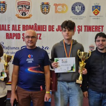 CLUBUL DE ȘAH AL MUNICIPIULUI BAIA MARE: 4 medalii la Campionatele Naționale de Șah pentru Copii și Juniori CLUBUL DE ȘAH AL MUNICIPIULUI BAIA MARE: 4 medalii la Campionatele Naționale de Șah pentru Copii și Juniori