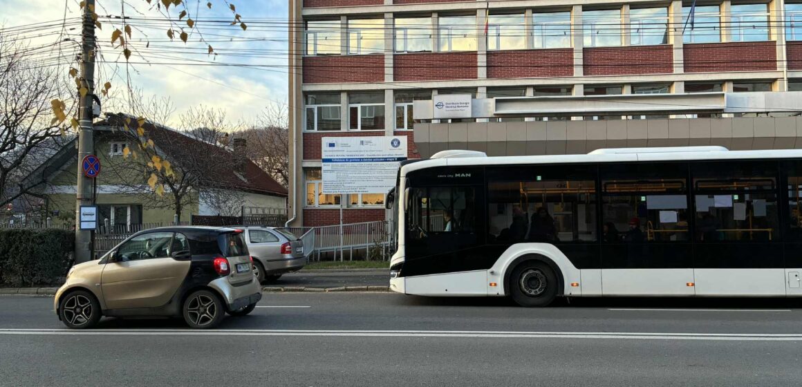 BAIA MARE: Stație de autobuz provizorie pe strada Victoriei