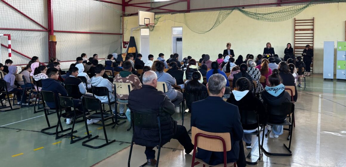 PREFECTURA MARAMUREȘ: Campanie de informare, educare și prevenire a fenomenului maternității timpurii