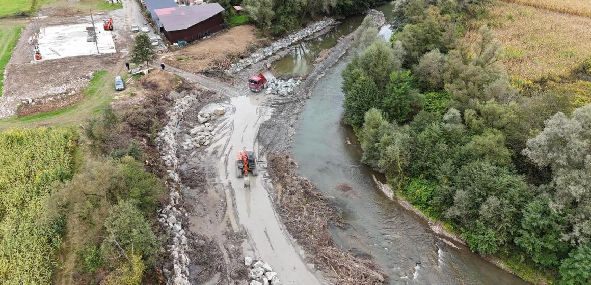 TÂRGU LĂPUȘ: Lucrările de consolidare a malului drept al râului Lăpuș, finalizate TÂRGU LĂPUȘ: Lucrările de consolidare a malului drept al râului Lăpuș, finalizate