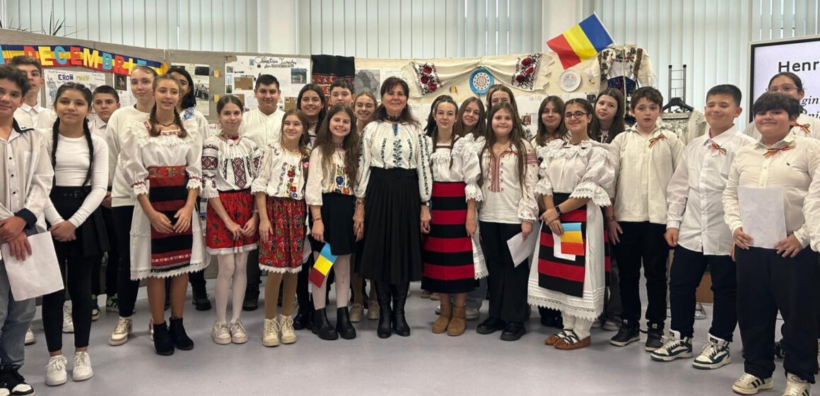 ȘCOALA GIMNAZIALĂ ”VASILE ALECSANDRI”: Activitate dedicată Zilei de 1 Decembrie – România, povestea care ne unește!