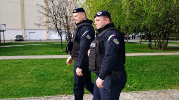 JANDARMII MARAMUREȘENI sunt alături de comunitate și  în acest sfârșit de săptămână