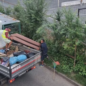 COLECTARE DEȘEURI VOLUMINOASE: Ultima campanie din acest an în Baia Mare COLECTARE DEȘEURI VOLUMINOASE: Ultima campanie din acest an în Baia Mare