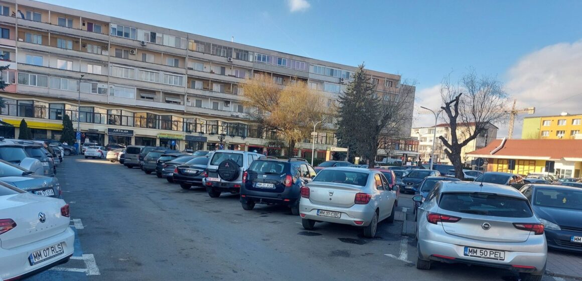 BAIA MARE: Parcări roșii – folosite în intervalul orar 8:00-16:30 în zilele lucrătoare numai cu plata staționării