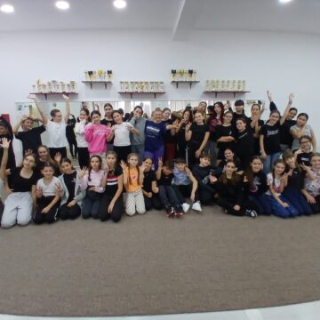 VIDEO: Workshopuri la Clubul Sportiv Red & Black Dance în Baia Mare