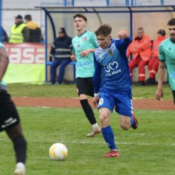FOTBAL: Victorie pentru CS Minaur în ultimul meci de campionat din acest an