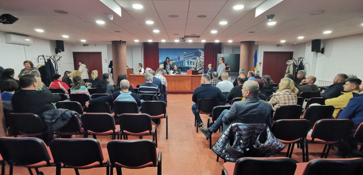 VIDEO: Adunarea Generală a Sindicatului din Administrație Maramureș – președintele Nicolae Mureșan, a fost reales VIDEO: Adunarea Generală a Sindicatului din Administrație Maramureș – președintele Nicolae Mureșan, a fost reales