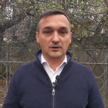 VIDEO: Sindicatul din Administrație susține că avem nevoie de relansarea economiei nu de tăieri salariale VIDEO: Sindicatul din Administrație susține că avem nevoie de relansarea economiei nu de tăieri salariale
