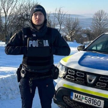 BAIA MARE: Polițiști în ring la o gală caritabilă dedicată sprijinirii persoanelor cu dizabilități și prevenirii violenței BAIA MARE: Polițiști în ring la o gală caritabilă dedicată sprijinirii persoanelor cu dizabilități și prevenirii violenței