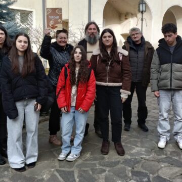MUZEUL JUDEȚEAN DE ISTORIE: Proiect de inovare realizat de echipa „Omega Core” de la Colegiul Național „Gheorghe Șincai” Baia Mare MUZEUL JUDEȚEAN DE ISTORIE: Proiect de inovare realizat de echipa „Omega Core” de la Colegiul Național „Gheorghe Șincai” Baia Mare