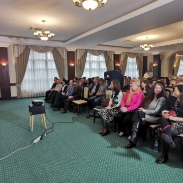 VIDEO: Cadre didactice din 116 unități de învățământ din Maramureș s-au specializat în pedagogie digitală VIDEO: Cadre didactice din 116 unități de învățământ din Maramureș s-au specializat în pedagogie digitală