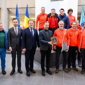 CONSILIUL JUDEȚEAN MARAMUREȘ: Parteneriat pentru viață între Salvamont Maramureș și Salvamont Bomberos Comunidad de Madrid CONSILIUL JUDEȚEAN MARAMUREȘ: Parteneriat pentru viață între Salvamont Maramureș și Salvamont Bomberos Comunidad de Madrid
