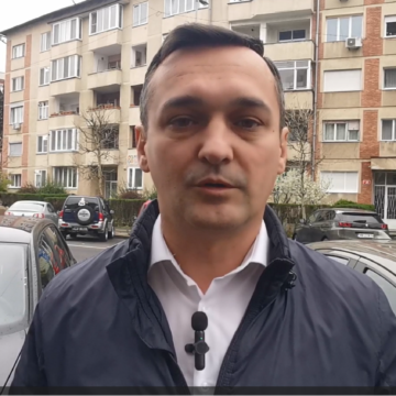 VIDEO: UAT-urile și Consiliile Județene trebuie să reducă posturile din organigrame cu 30% până în 17 aprilie VIDEO: UAT-urile și Consiliile Județene trebuie să reducă posturile din organigrame cu 30% până în 17 aprilie