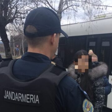 ACȚIUNI ALE JANDARMILOR pentru siguranța călătorilor în transportul public din Baia Mare