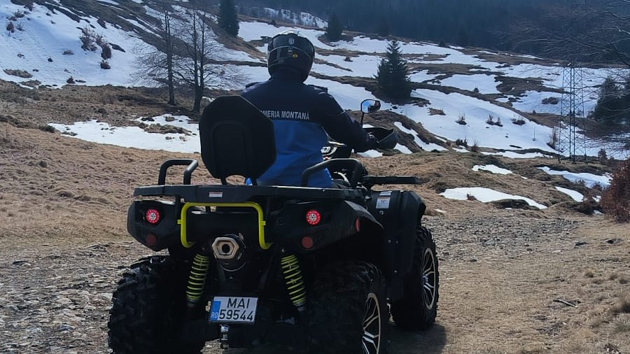 INSPECTORATUL DE JANDARMI: Rezultatele misiunilor de asigurare și menținere a ordinii publice ale jandarmilor maramureșeni din acest sfârșit de săptămână INSPECTORATUL DE JANDARMI: Rezultatele misiunilor de asigurare și menținere a ordinii publice ale jandarmilor maramureșeni din acest sfârșit de săptămână