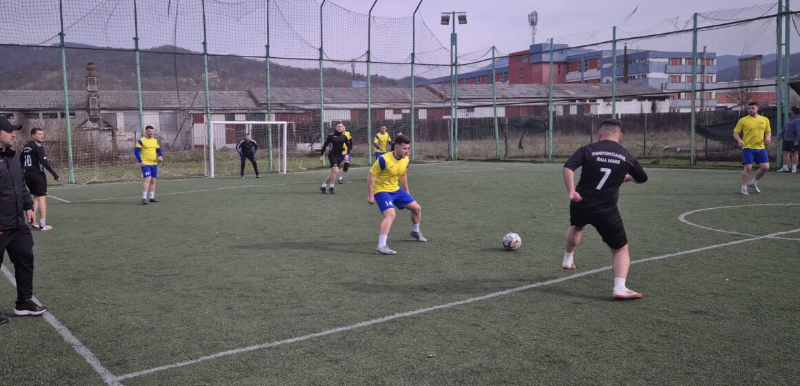 PRIETENIE; ENERGIE ȘI FOTBAL: Cupa Jandarmeriei a debutat astăzi cu un meci de fotbal între mai multe instituții