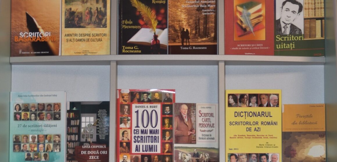 LUMEA CĂRȚILOR:  Expoziție de Ziua Scriitorului