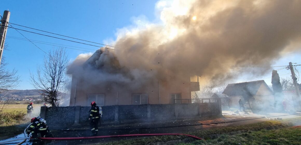 ISU: Incendiu într-o gospodărie din Șurdești ISU: Incendiu într-o gospodărie din Șurdești