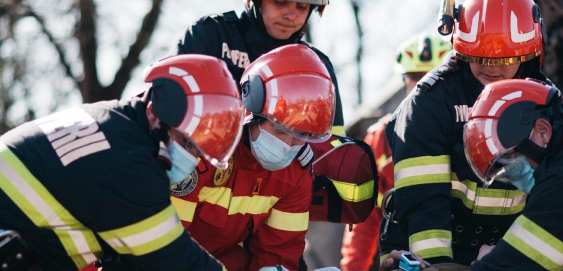 ISU: Exercițiu al pompierilor la Vișeu de Sus